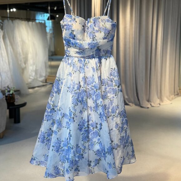 Milla Hydrangea spaghetti strap midi dress - Picture 4 of 7